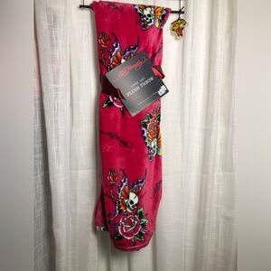 Ed Hardy Pink Plush Throw Blanket NWT